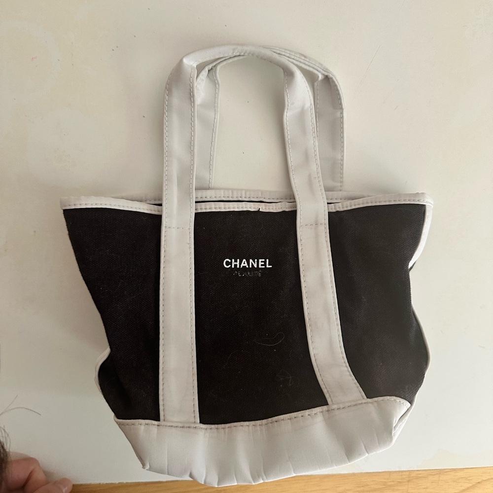 CHANEL Elegant Black and White mini tote